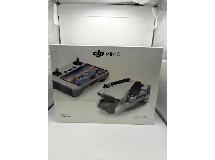 Drone Dji Mini 3 avec télécommande écran intégré Gris