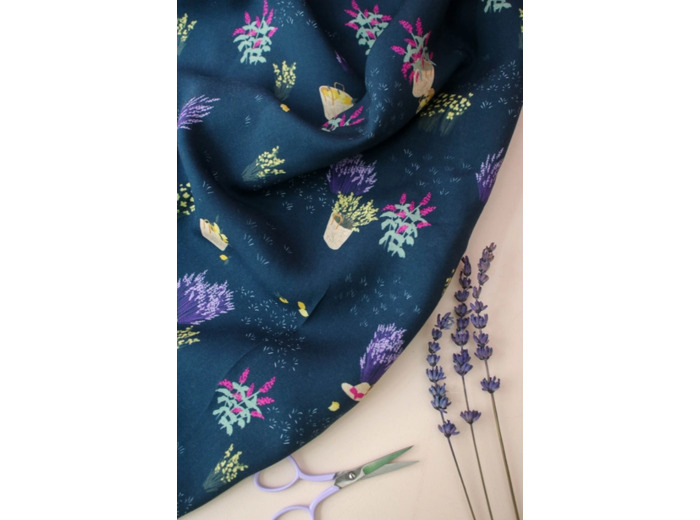Lise Tailor - Tissu Popeline de Viscose Imprimé "Paniers" Marine