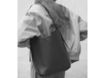 Sac hobo moyen modèle Céleste en cuir lisse