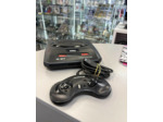 Console Sega Megadrive 2 avec une manette