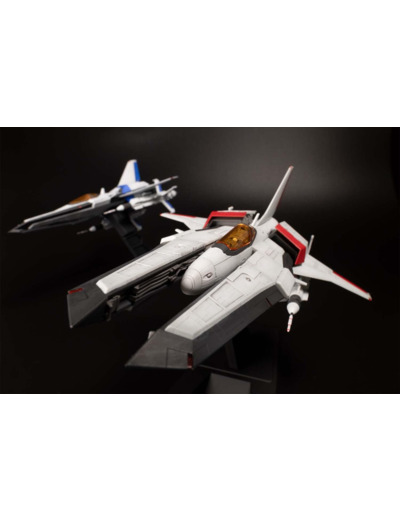 [FIGURINE] Plum Gradius - GUNPLA - Vic Viper (2P Color Ver.)