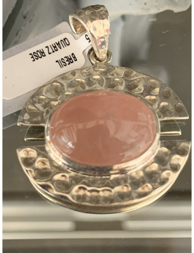 Pendentif en quartz rose
