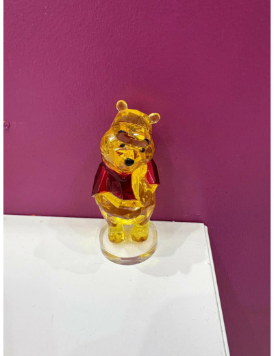 Winnie L'ourson Facet Collection - Disney D56