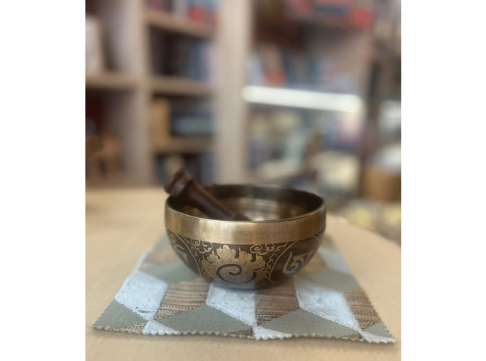 Bol tibétain gravé - 555g