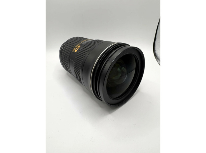 Objectif Nikon AF-S Nikkor 24-70mm f/2.8G IF-ED