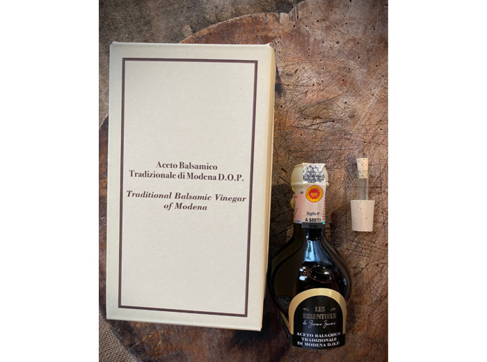 Vinaigre balsamique de Modène, Affinage 12 ans