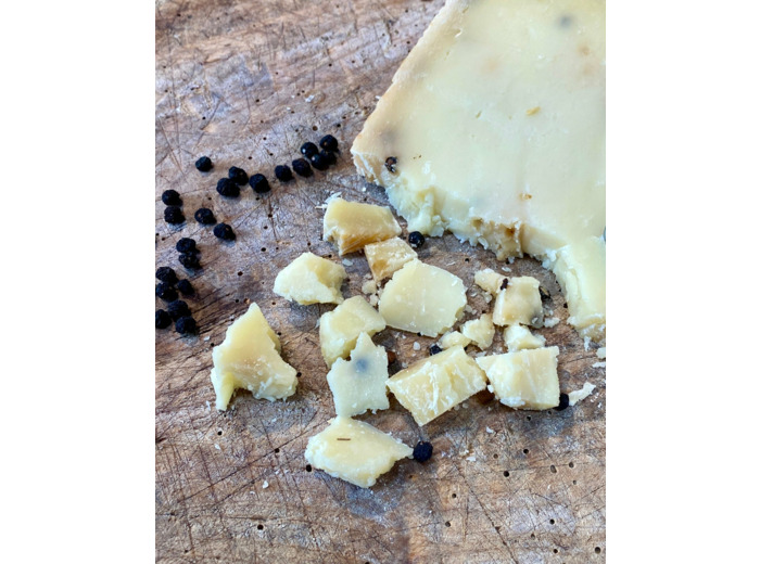 Pecorino pepato, au poivre