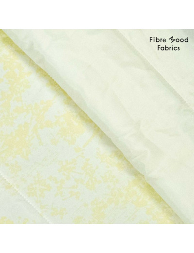 Fibre Mood - Tissu Matelassé Déperlant "Elsie" à Motif Taches Jaune Pale sur le Fond Blanc Cassé