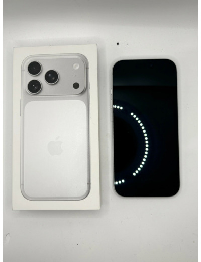 Smartphone Apple iPhone 17 Pro 256 Go - Écran 6,3 pouces avec ProMotion jusqu’à 120 Hz, Puce A19 Pro, Autonomie prodigieuse, Système caméra Pro Fusion avec caméra avant Center Stage ; Argent