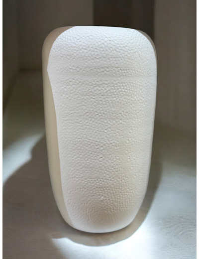 Vase en céramique texturé ivoire