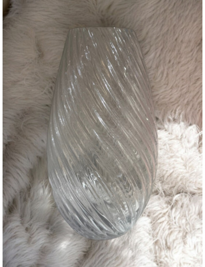 Vase transpartent design