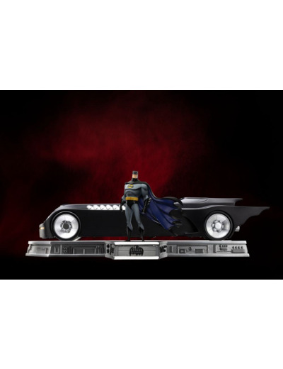 Iron Studio Batman Animated - Batman et Batmobile - Statuette ArtScale Deluxe 1/10