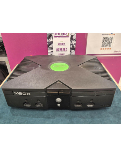 Console Microsoft Xbox 1ère Génération Noire avec une manette